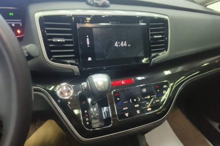 Used Honda Odyssey 2018 2.4L Smart Enjoyment Version
