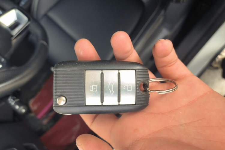 Used MG ZS 2018 1.5L Automatic Luxury Edition China V Standard
