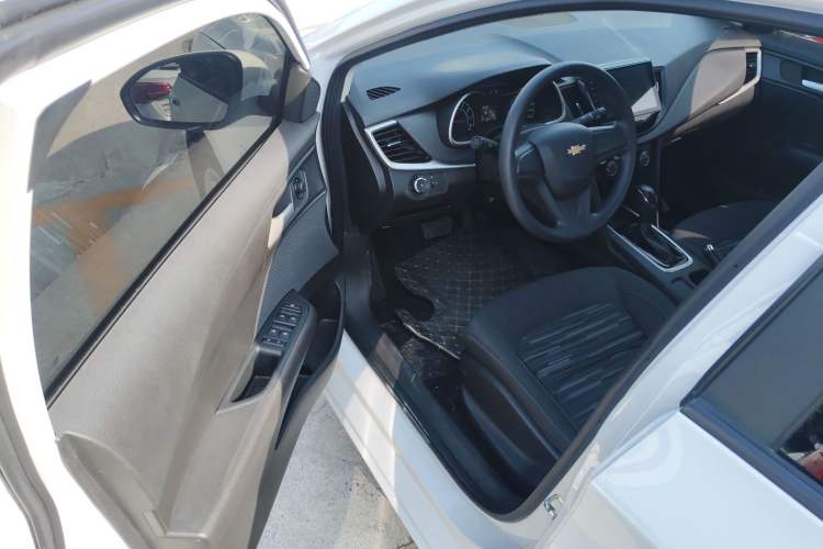 Used Chevrolet Cavalier 2019 320 Automatic Enjoyment with Sunroof