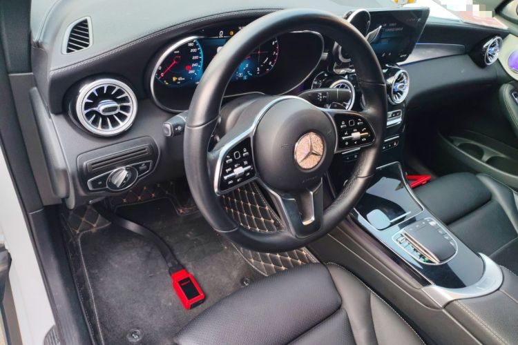 Used Mercedes-Benz GLC Coupe 2022 Refreshed GLC 260 4MATIC Coupe SUV
