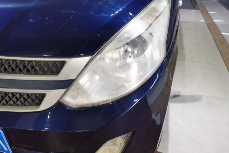 Used Wuling Rongguang V 2015 1.2L Base Version