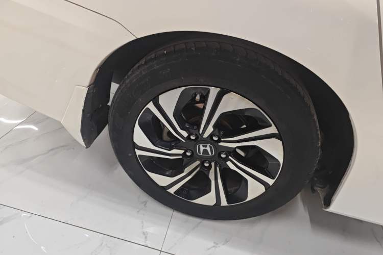 Used Honda Crider 2017 1.8L CVT Luxury Special Edition
