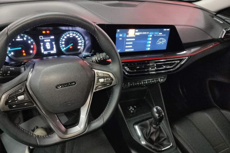 Used Oshan X5 2021 Revised Version 1.6L Manual Luxury Edition
