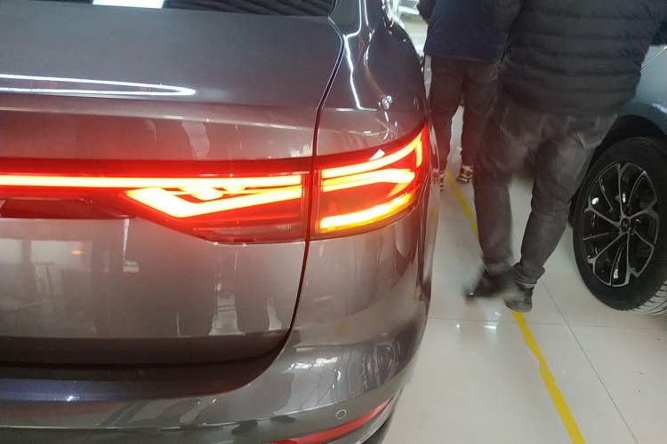 Used Geely Auto Emgrand 2022 4th Generation 1.5L CVT Flagship Model