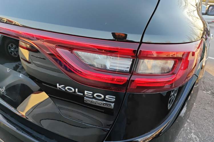 Used Renault Koleos 2018 2.0L Two-Wheel-Drive Luxury Edition
