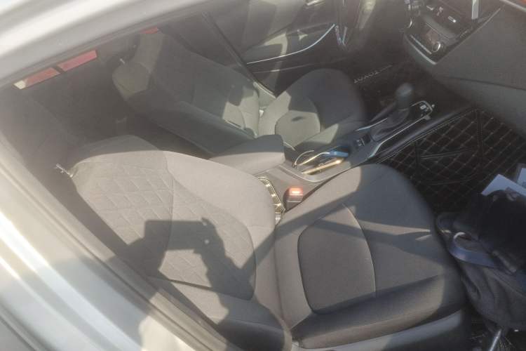 Used Toyota Corolla 2019 Dual-Engine 1.8L E-CVT GL-i Elite Edition