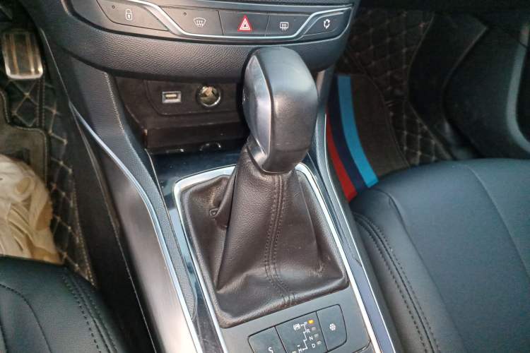 Used Peugeot 408 2018 Revised 350THP Automatic Luxury Edition
