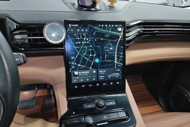 Used Nio ES8 2018 355 km Base Version 7-Seater Edition