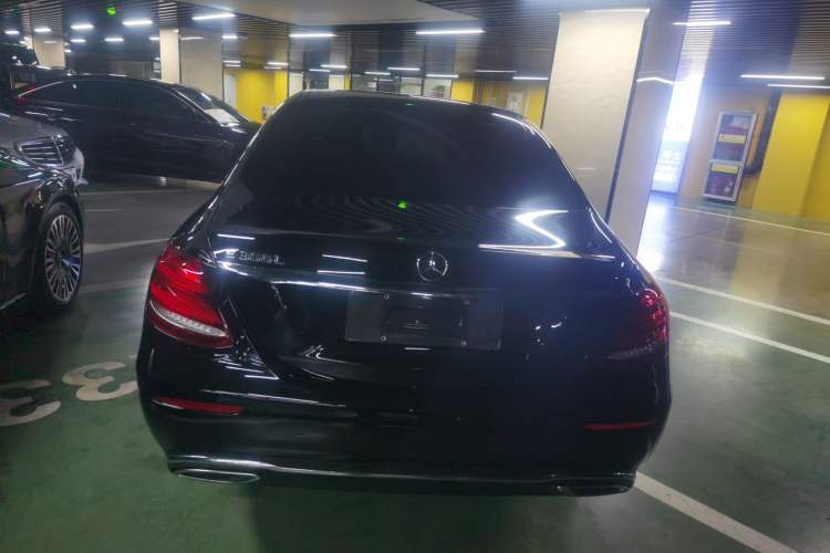 Used Mercedes-Benz E-Class 2016 E 300 L Stylish Model