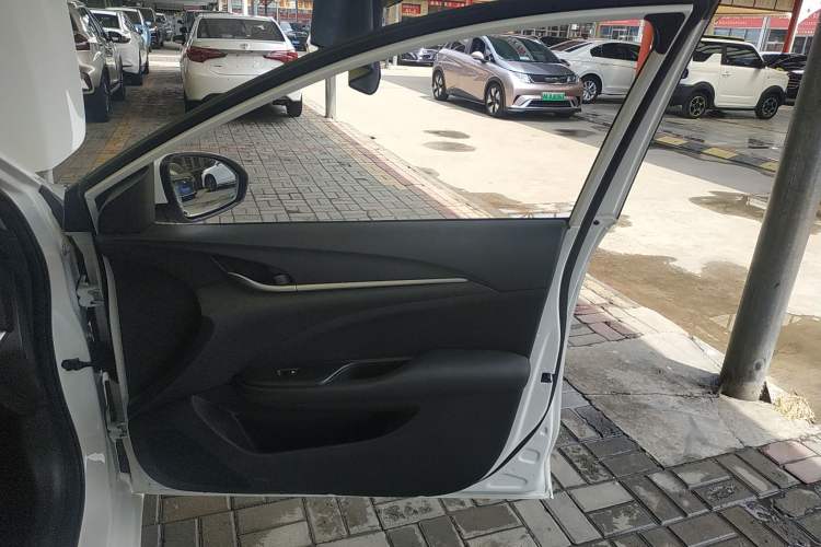 Used Buick GT 2021 Revised Version 1.3T Automatic Mild Hybrid Elite Edition
