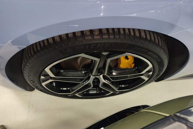 Used  SU7 2024 Rear-Drive Long-Range Intelligent Driving Version