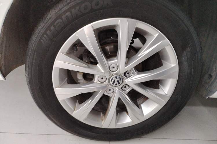 Used Volkswagen Lavida 2017 1.6L Automatic Comfort Edition