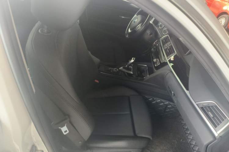 TDK.VehicleDetails.img