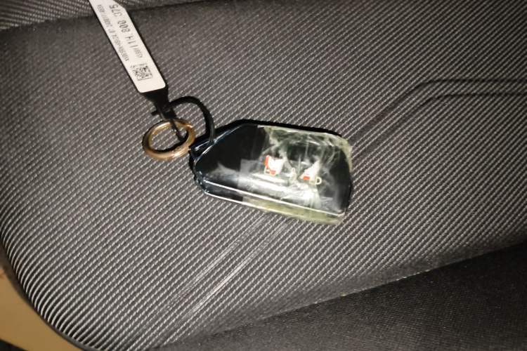 Used Volkswagen ID.UNYX 2024 Pro Long-Range Version