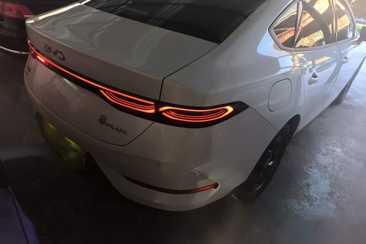 Used BYD Qin PLUS 2025 DM-i Smart Drive 55KM Leading Model