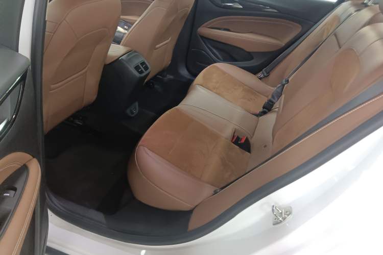 Used Buick Regal 2019 20T Elite Version China VI Standard
