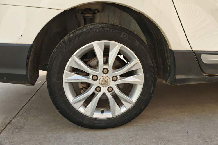 Used Baojun 730 2016 1.5L Manual Comfort Version 7 Seats China V Emission Standard
