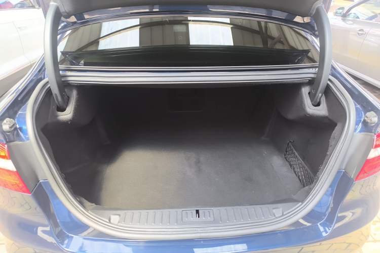 Used Ford Taurus 2017 EcoBoost 245 Luxury Model