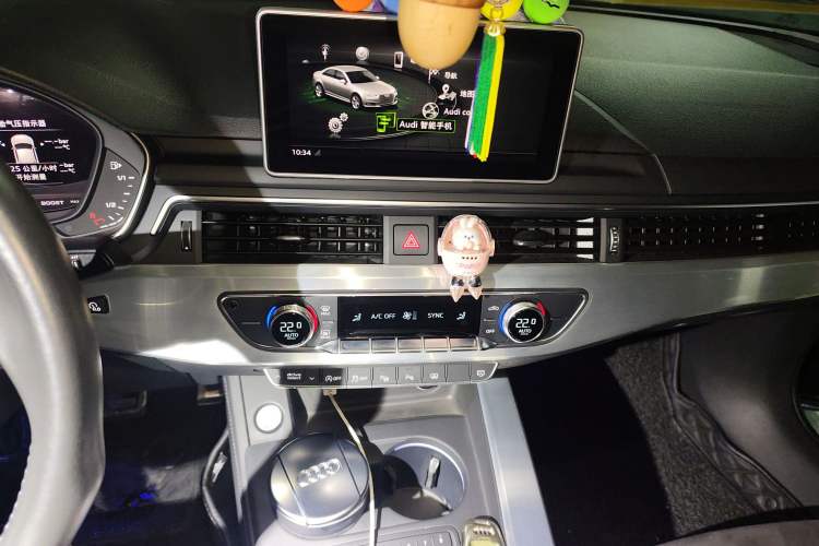 Used Audi A4L 2019 40 TFSI Sporty Version China V