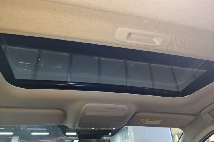 Used Mazda Mazda 3 Axela 2020 1.5L Automatic Luxury Version
