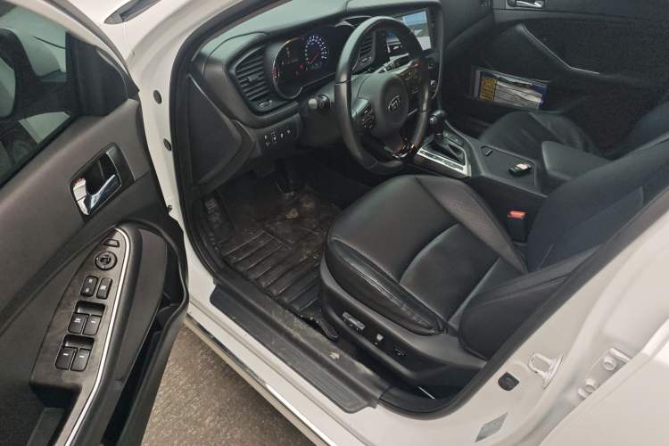 Used Kia K5 2014 2.0L Automatic LUXURY
