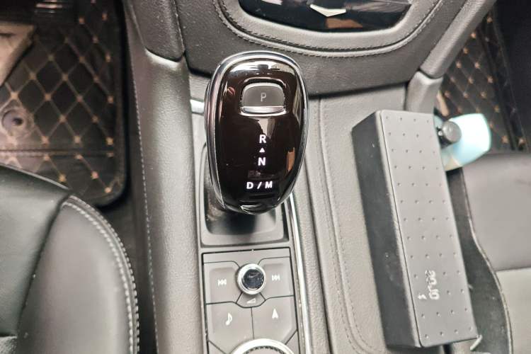 Used Cadillac XT6 2020 28T Six-Seater Four-Wheel-Drive Luxury Version
