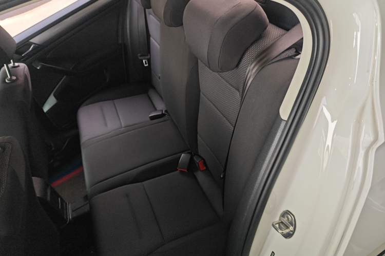 Used Volkswagen Bora 2017 1.6L Automatic Fashion Model
