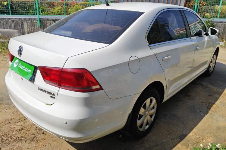 Used Volkswagen Santana 2015 1.6L Manual Fashion Edition