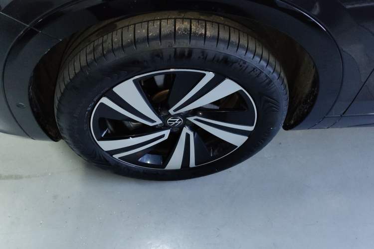 Used Volkswagen Talagon 2024 Facelifted 380TSI All-Wheel Drive R-Line Cruise Premium Edition
