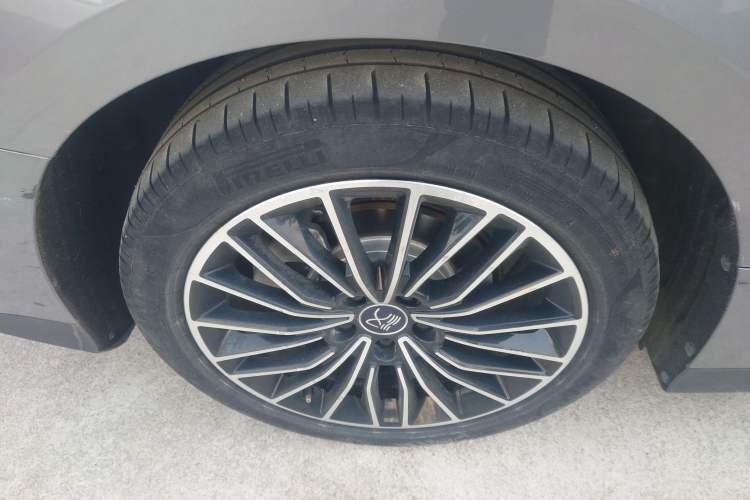 Used BYD Han 2022 DM-i 121KM Luxury Model
