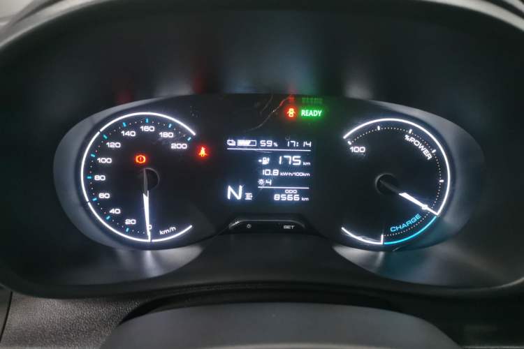 Used Wuling Hongguang New Energy 2024 All-Electric Model 300KM Practical Version
