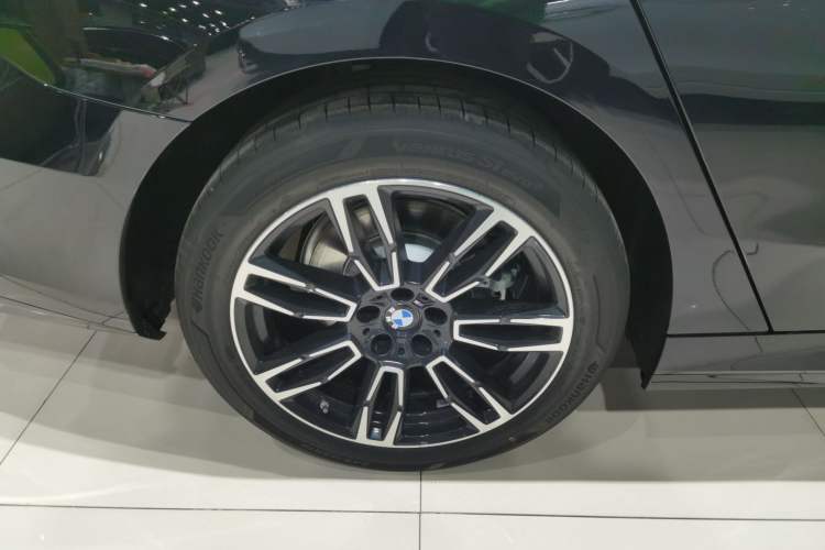 Used BMW 5 Series 2025 530Li Leading Model M Sport Package
