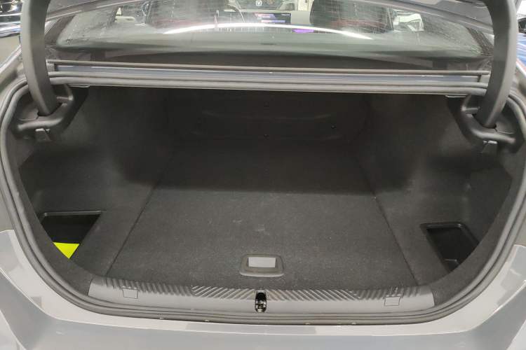 Used BMW i5 2024 eDrive 35L Prestige Luxury Package