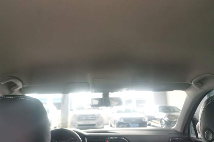 Used Volkswagen Tiguan L 2018 Revised Version 330TSI Automatic Two-Wheel Drive Comfort Edition