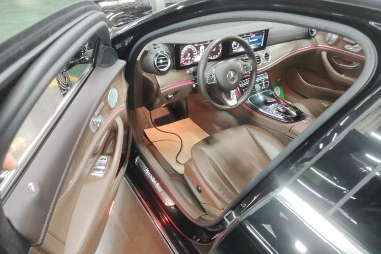 Used Mercedes-Benz E-Class 2016 E 300 L Stylish Model