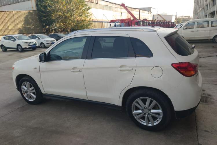 Used Mitsubishi ASX 2013 2.0L CVT 4x4 Flagship Edition