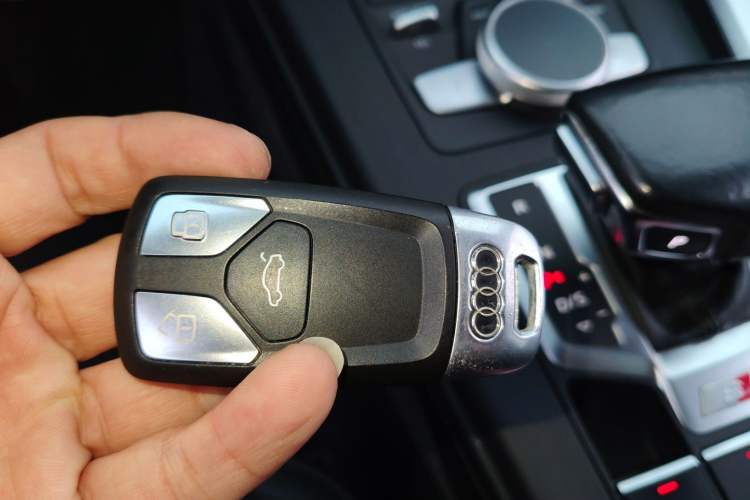 Used Audi A4L 2018 30th Anniversary Edition 40 TFSI Fashion Model