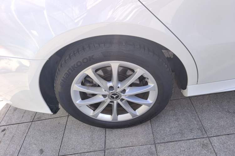 Used Mercedes-Benz A-Class 2022 Restyled A 200 L Sport Sedan Fashion Version
