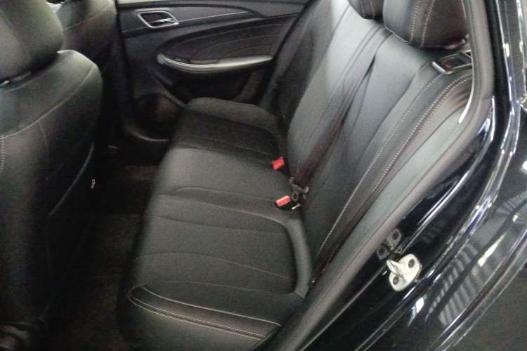 Used Roewe i5 2020 1.5L Automatic 4G Connected Linghao Edition
