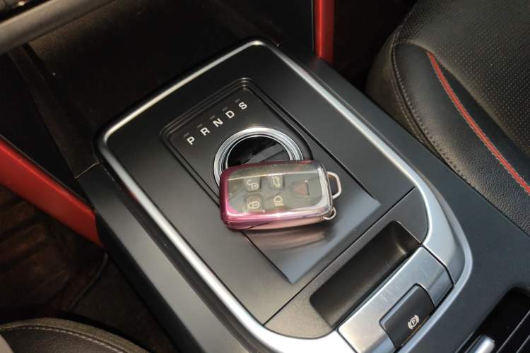 Used Land Rover Discovery Sport 2019 240 PS SE Dynamic Version China V Standard
