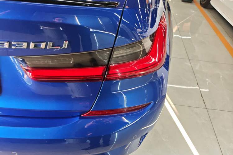 Used BMW 3 Series 2021 325Li M Sport Shadowline Package
