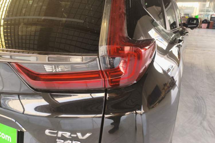 Used Honda CR-V 2021 240TURBO CVT 2WD Fashion Edition