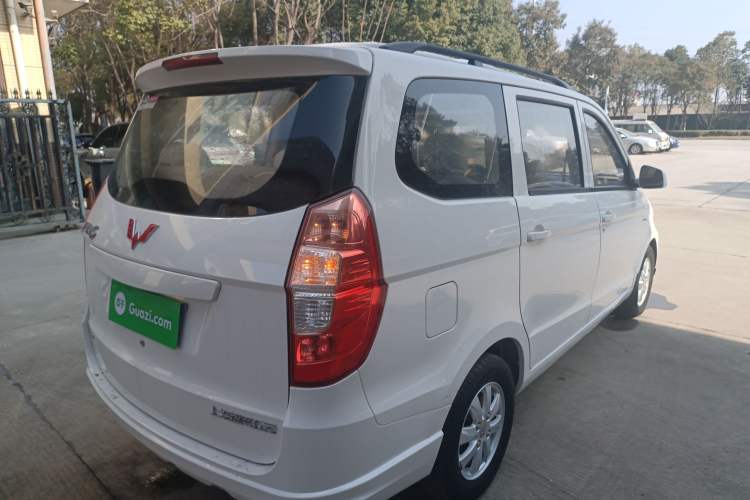 Used Wuling Hongguang 2014 1.5L S Standard Version
