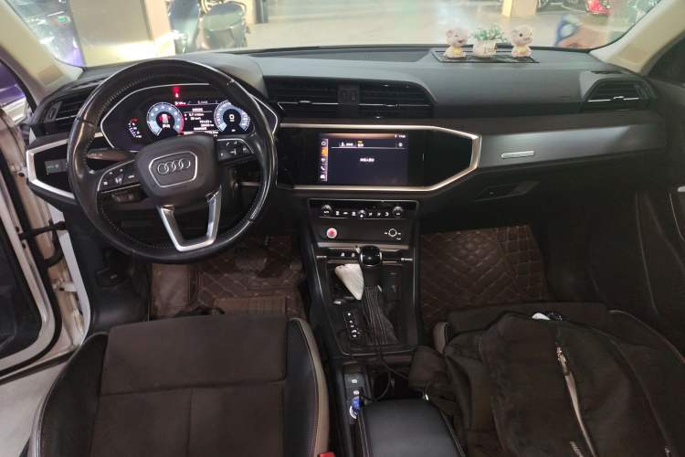 Used Audi Q3 2019 35 TFSI Advanced Dynamic Edition
