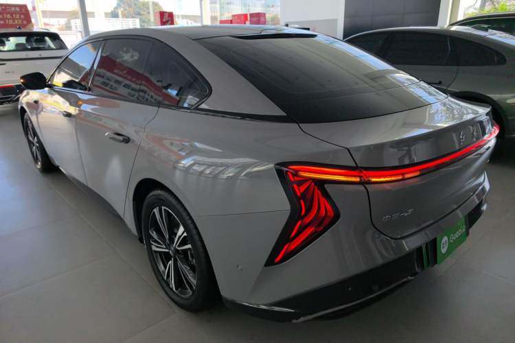 Used Hongqi EH7 2024 820 Pro