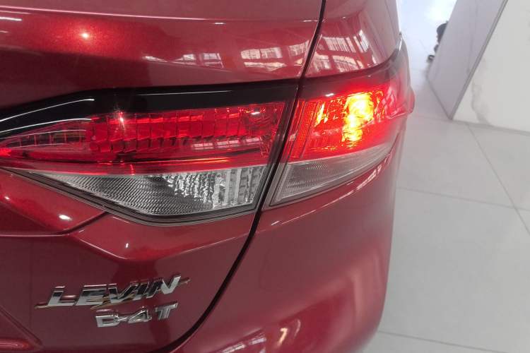 Used Toyota Levin 2021 185T CVT Luxury Edition
