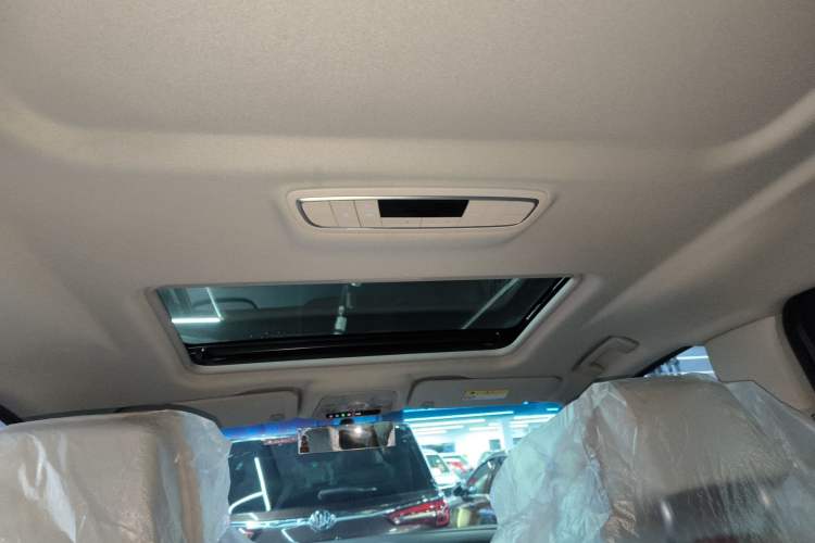 Used Buick GL8 2023 ES Lu Zun Comfort Model
