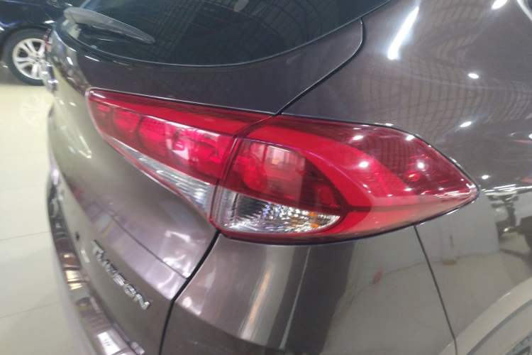 Used Hyundai Tucson 2015 1.6T Dual-Clutch Two-Wheel-Drive Smart Model
