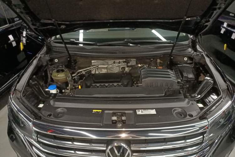 Used Volkswagen Viloran 2023 380TSI Prestige Edition