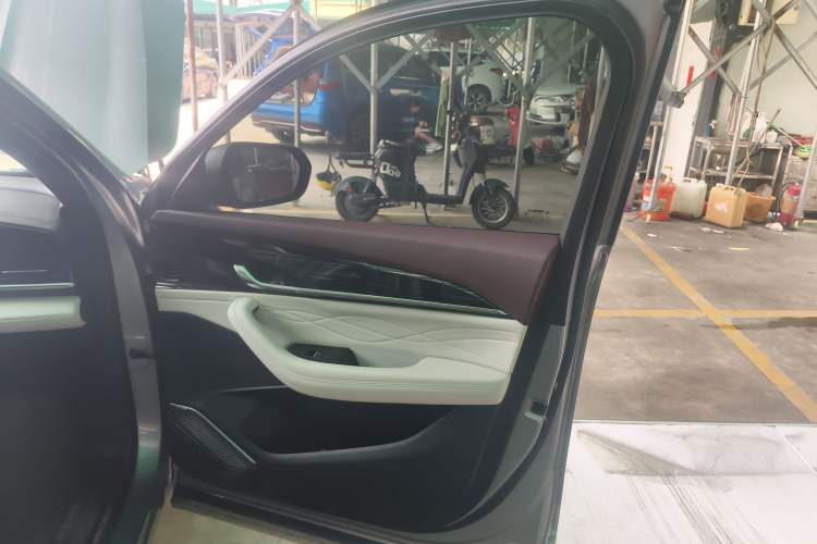 Used Geely Auto Monjaro L 2021 2.0TD DCT EVO Two-Wheel Drive Smart Luxury Version
